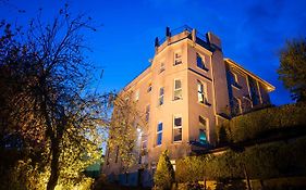 Gabriel House Guesthouse